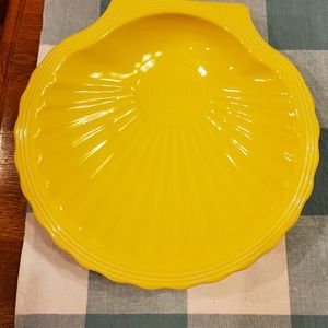 FIESTA SUNFLOWER SHELL PLATE